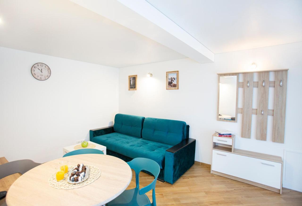 Groundfloor Apartment On The Green Hill Kaunas Exterior foto