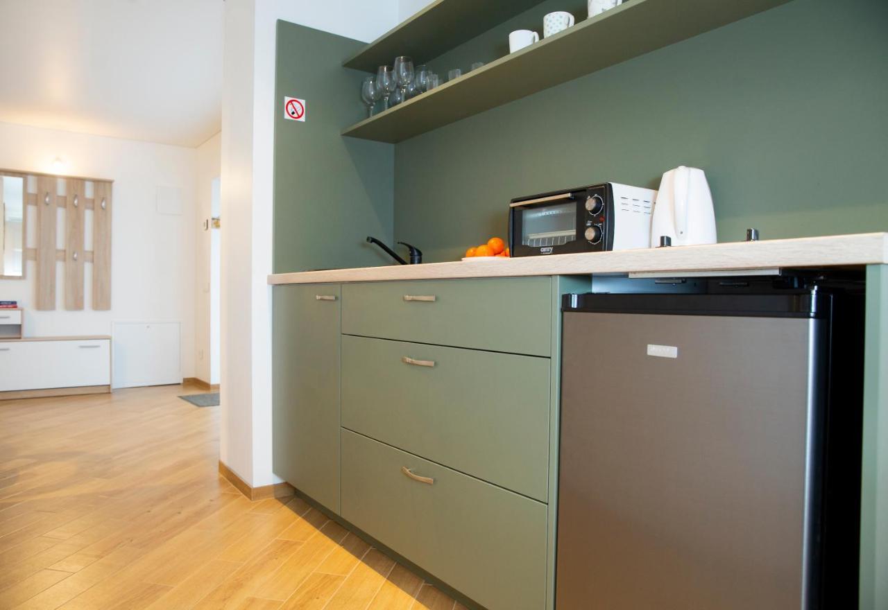 Groundfloor Apartment On The Green Hill Kaunas Exterior foto